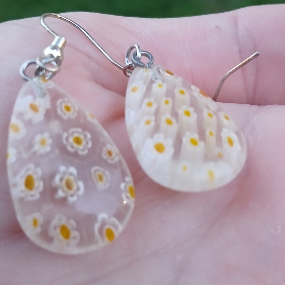 *Sale* New Pear Shape Yellow Millefiori Glass Earrings. - Picture 8 of 10